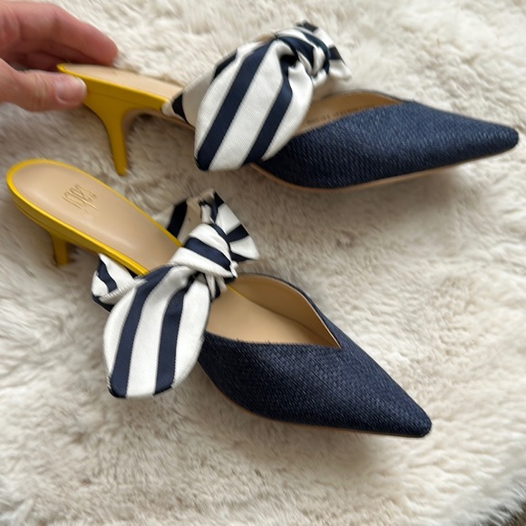 Cabi Size 8 Heels - Picture 2 of 9